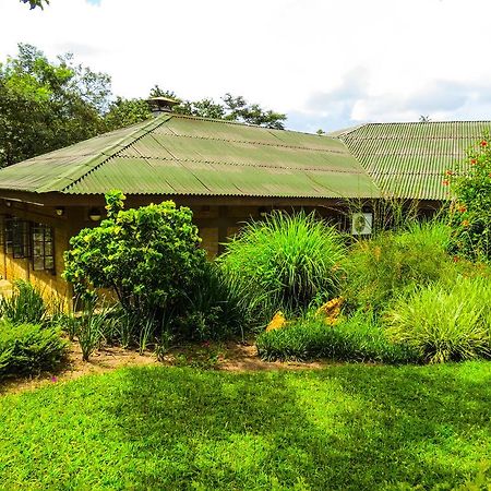 Woodlands Lilongwe Hotel Kültér fotó