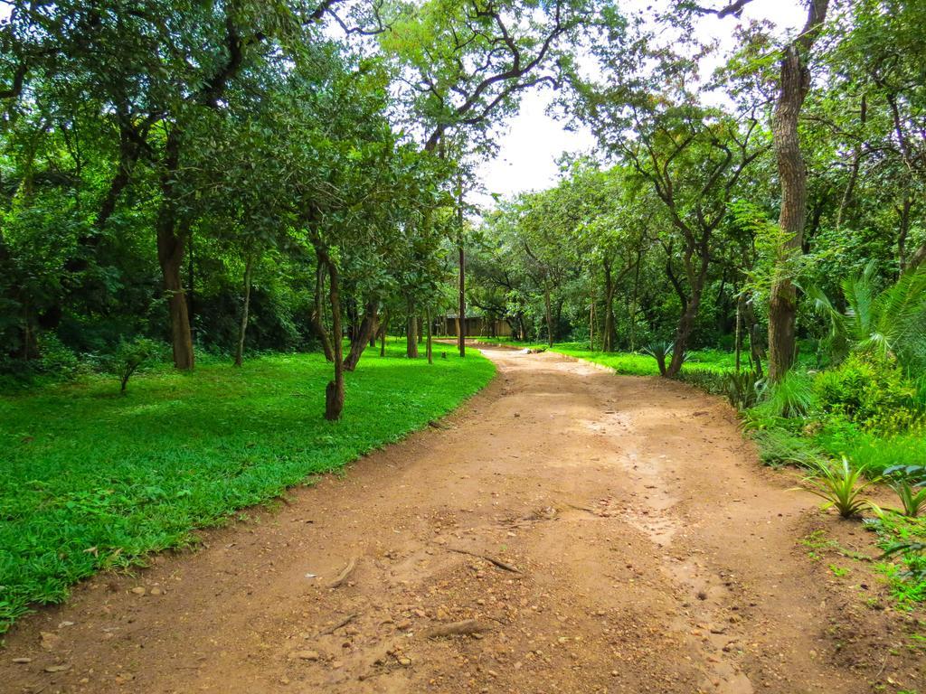 Woodlands Lilongwe Hotel Kültér fotó