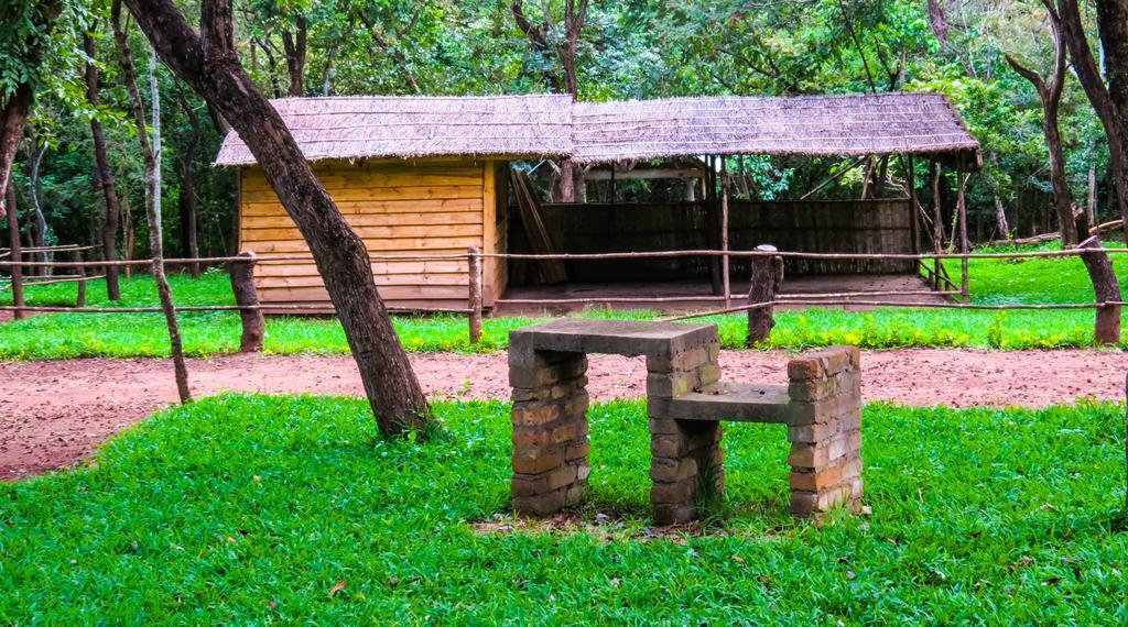Woodlands Lilongwe Hotel Kültér fotó