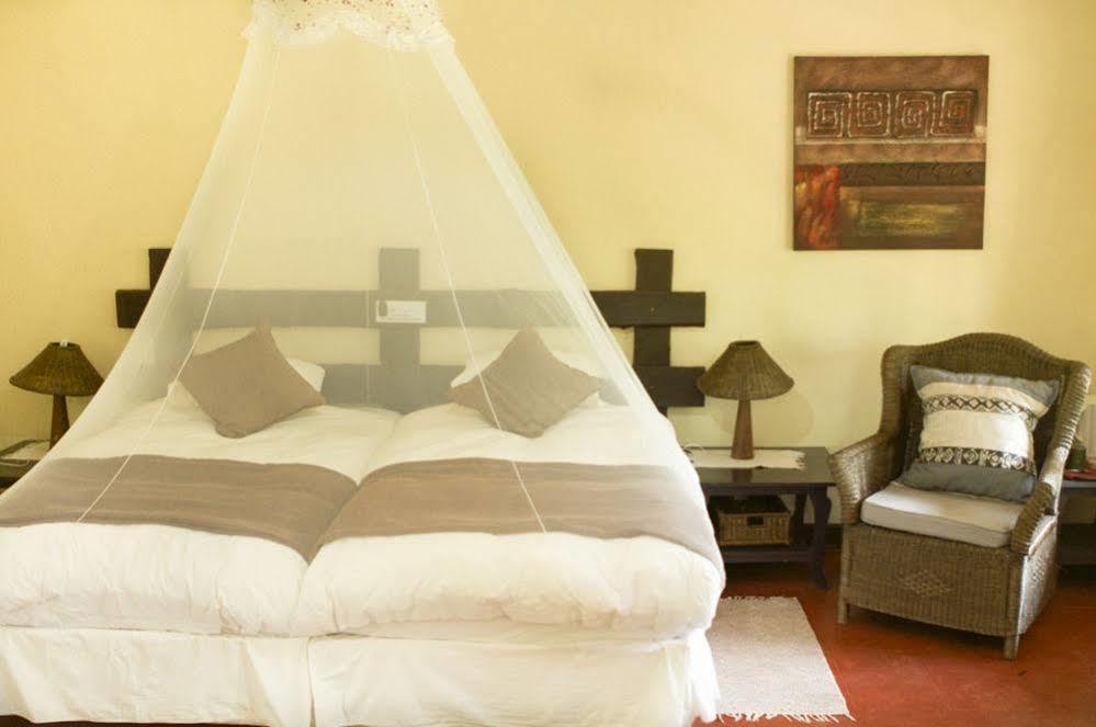 Woodlands Lilongwe Hotel Kültér fotó